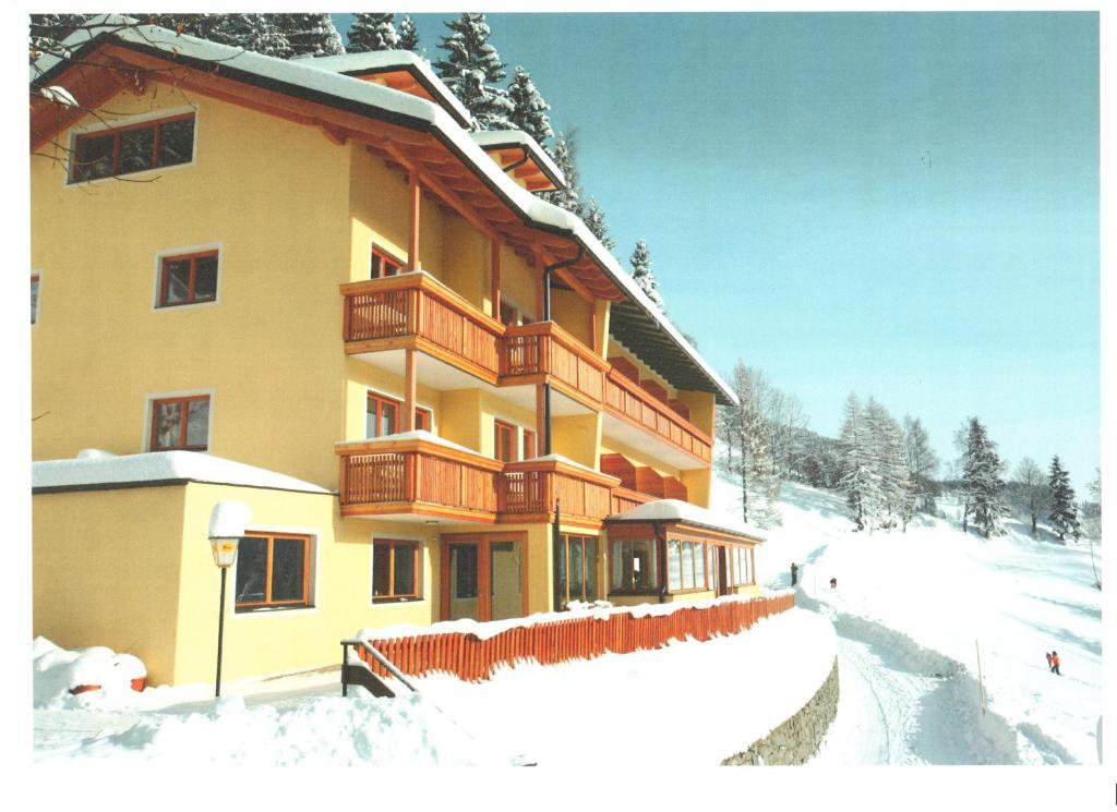 Hotel Raunig Bad Kleinkirchheim Exterior photo
